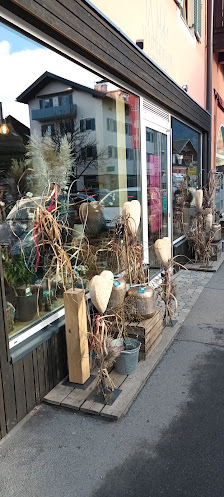 Wild & Wundervoll - Floristik u. Keramik