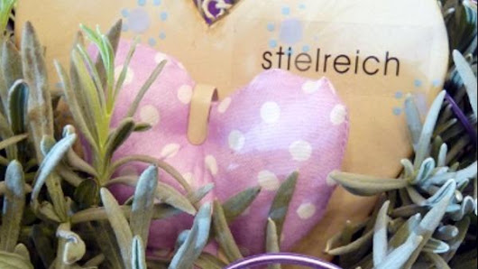 stielreich Floralitäten & Kunstlichkeiten
