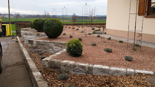 Hubert Vottner Garten und Landschaftsbau * Objektbetreuung