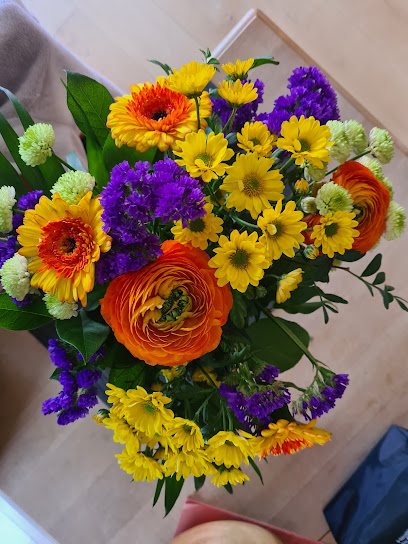 Marion Strutt floristik home