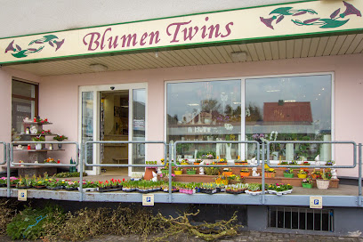 Blumen Twins