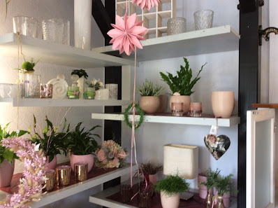 Roeser Blumen & Accessoires - Inhaberin Stephanie Brennecke