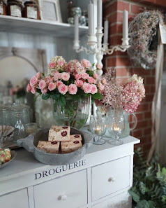 De Winkel Blumen & Kunstgewerbe