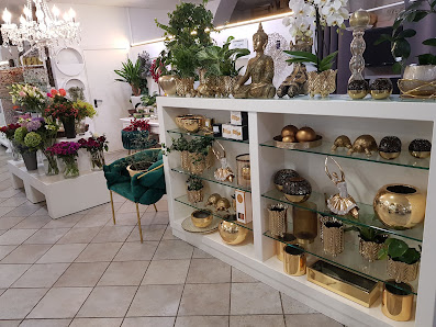 Linh Duong Blumenkunst