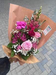 Profi Florist (by Karima) | Blumen & Deko | FLEUROP