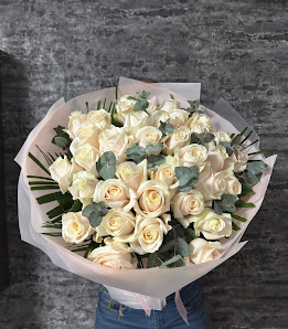 BloomCharm Blumen und Geschenke