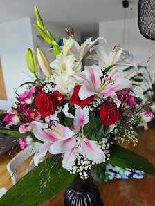 Cornelia Kierdorf Blumenhandel Wildrose