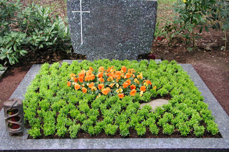 Gartenbau und Friedhofsgärtnerei Wolfgang Schmitz GmbH