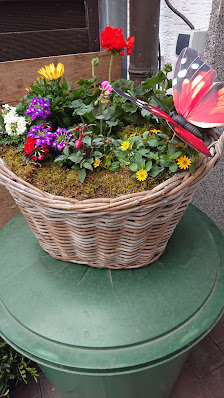 Blumen und Geschenke