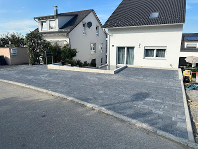 Loris Garten- und Landschaftsbau