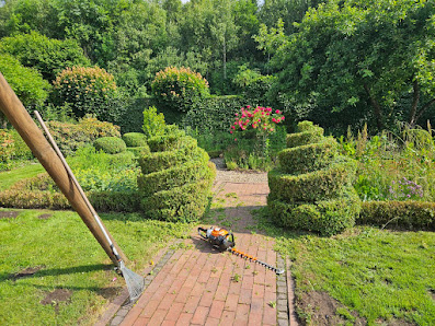 Pflückauf Gartenpflege David Herbon
