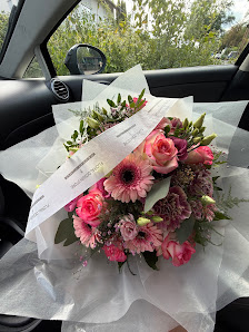 Floral Design Store by Mehmet Yilmaz