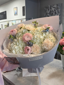 Kvitka Blumen Boutique