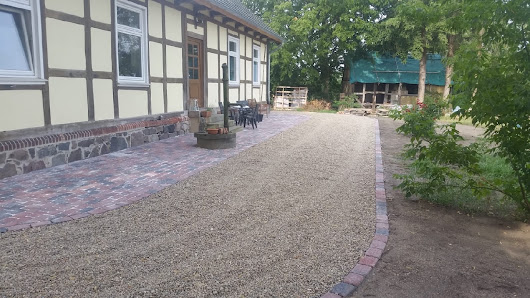 Garten und Landschaftspflege Bernhardt Inh. Claudia Bernhardt