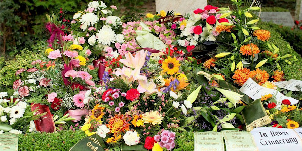 Blumengeschäft Ogrissek am Friedhof Lindenau