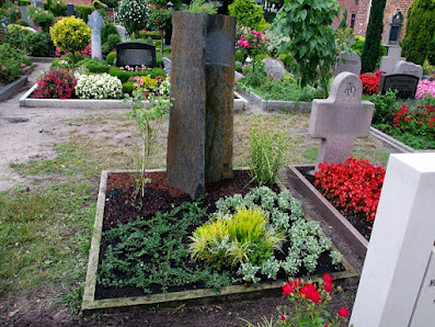 Ulf Wohlgemuth Friedhofsgärtnerei