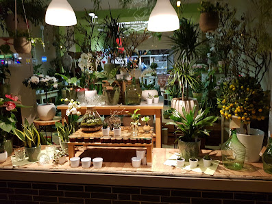 Blumen am Gemarkenplatz Marion Nieswandt