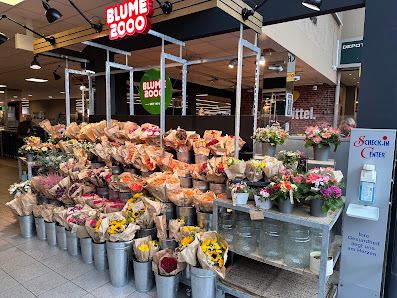 BLUME2000 im Edeka Karlsruhe