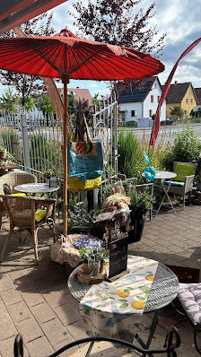 Blumen, Floristik, Cafe und Feinkostgeschäft Mango