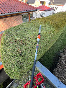 Kamals Gartenpflege