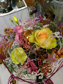 Wally Klett Studio florale Gestaltung International School of Floral Design