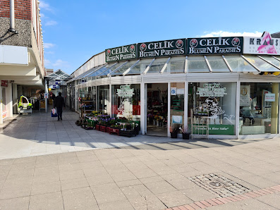 Celik Blumen Paradies