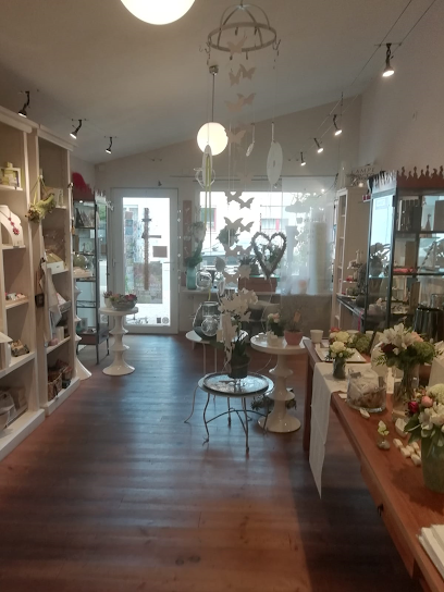 Beiwerk - Blumen und Geschenke